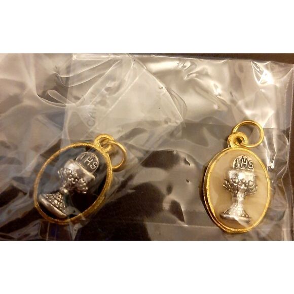 Chalice Pendants. Two. One White. One Black. **Pendants Only***First Com… - Picture 4 of 5